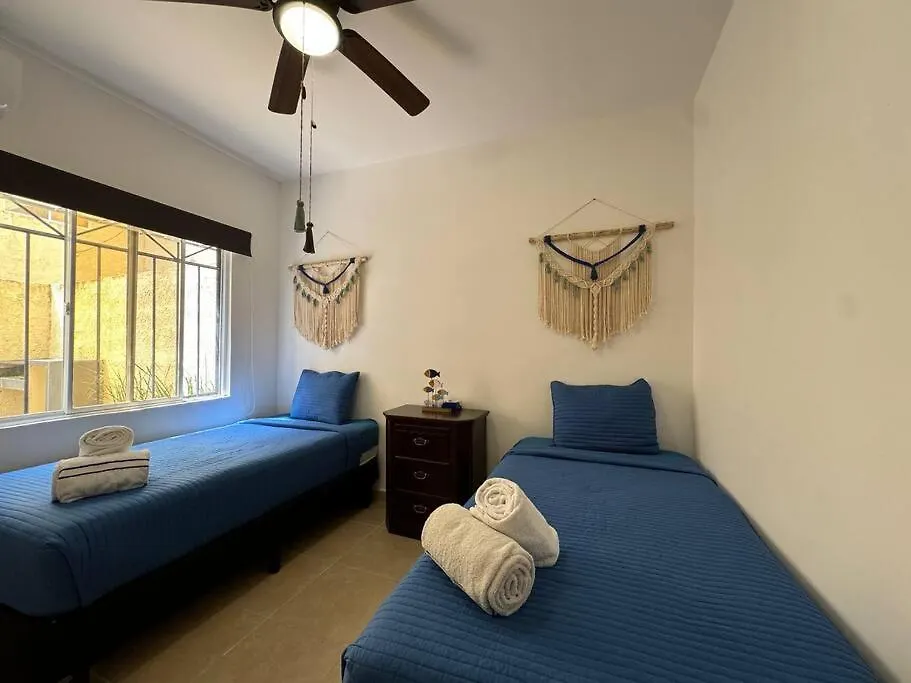 T103 Family Condo In Gated Area - With Private Bbq Playa del Carmen Mexiko